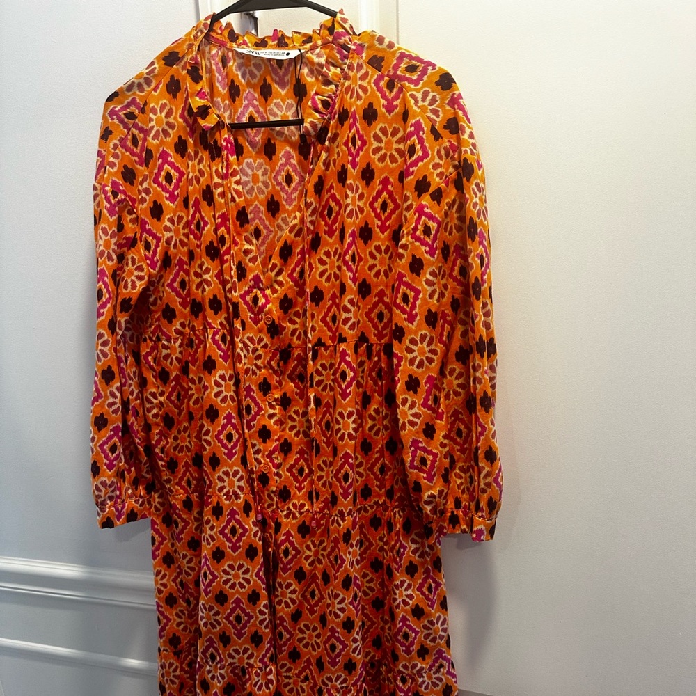 Zara Maxi Dress with round collar and adjustable v neckline with ties.